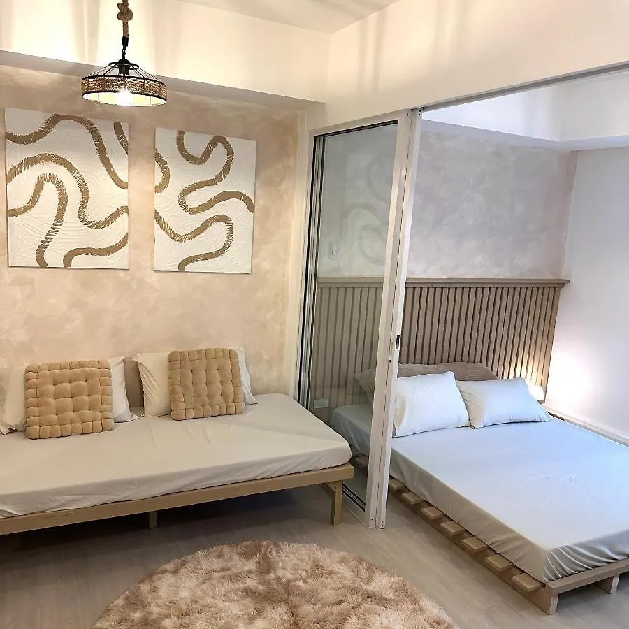 Cozy Staycation In Azure Resort Paranaque location